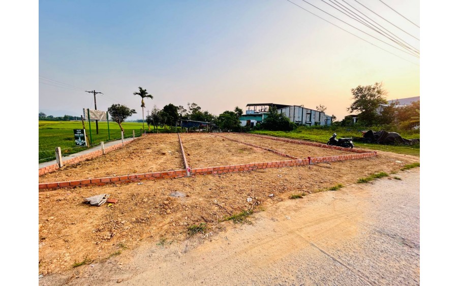 Đất ven Đà Nẵng - Đại Hiệp ngay trục chính Phú Quý